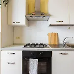 Top Floor Apartment Near Historic Fortino